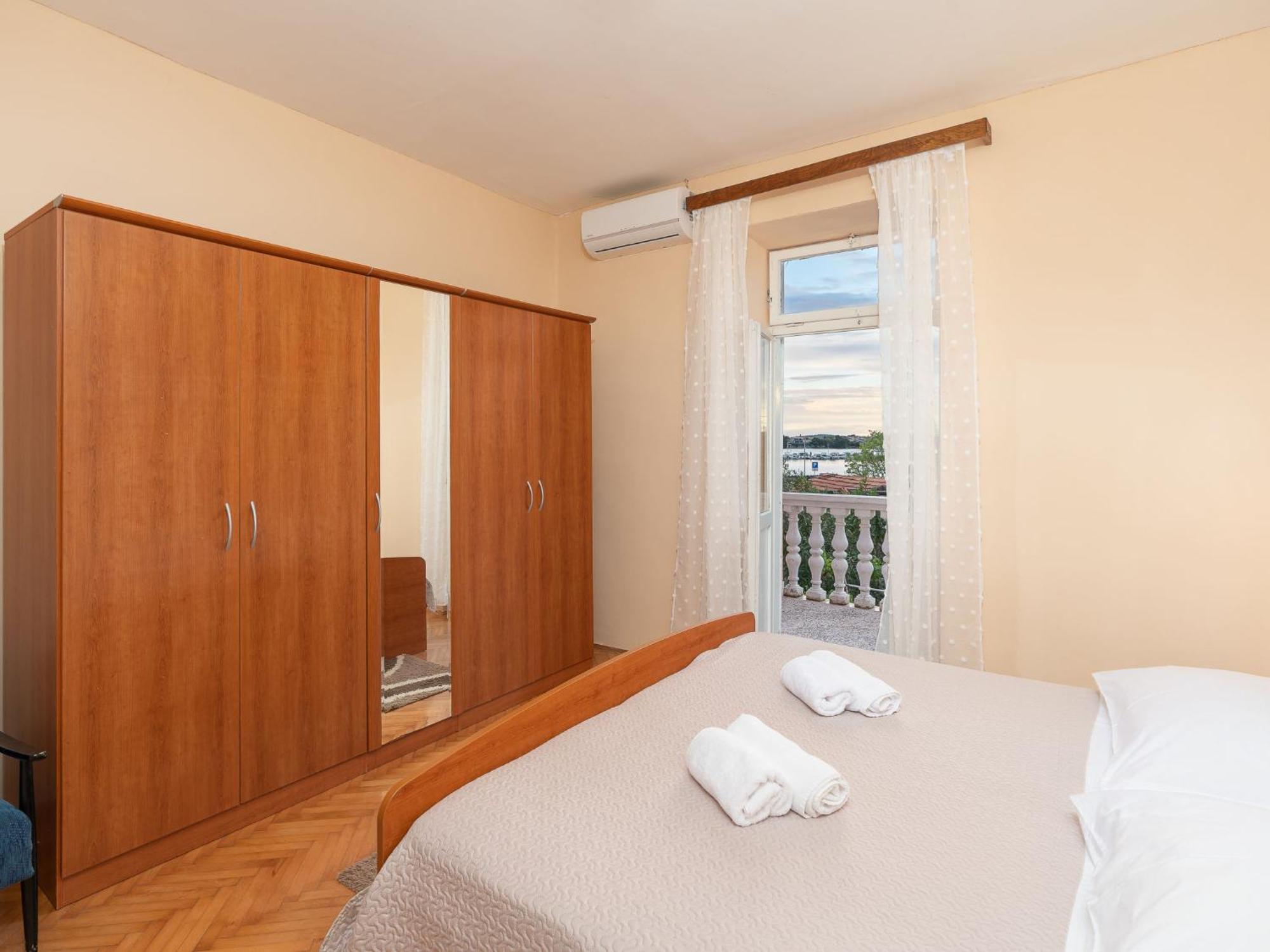 Ferienhaus Marijana - Zad500 By Interhome