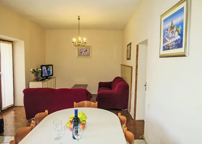 Holiday Home Marijana - Zad500 By Interhome