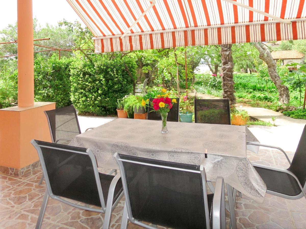 Holiday home Marijana - Zad500 By Interhome