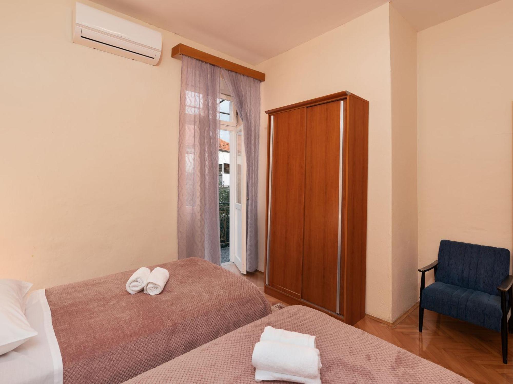 Počitniška hiša Marijana - Zad500 By Interhome